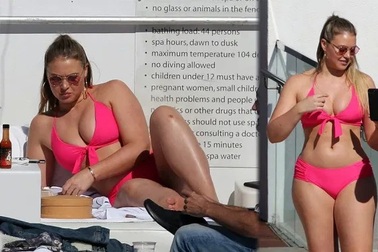 Iskra Lawrence bốc lửa sau khi sinh con 5 tháng