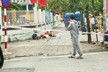 Va chạm với xe buýt, người đi xe máy bị hất văng lên vỉa hè tử vong