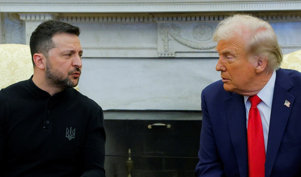 Ukraine gây quỹ bằng áo in phát biểu của ông Zelensky tại Nhà Trắng - 1 Ukraine gây quỹ bằng áo in phát biểu của ông Zelensky tại Nhà Trắng - 1