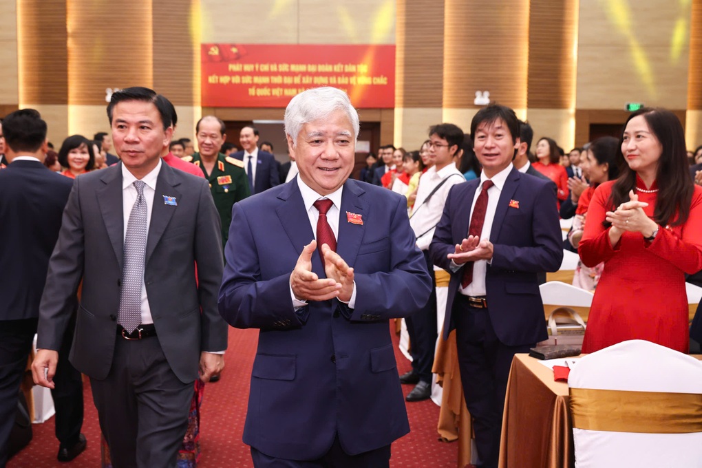 Ông Đỗ Văn Chiến làm Bí thư Đảng ủy Cơ quan Ủy ban Trung ương MTTQ Việt Nam - 1 Ông Đỗ Văn Chiến làm Bí thư Đảng ủy Cơ quan Ủy ban Trung ương MTTQ Việt Nam - 1
