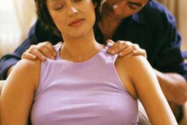 Mát xa khi chuyển dạ