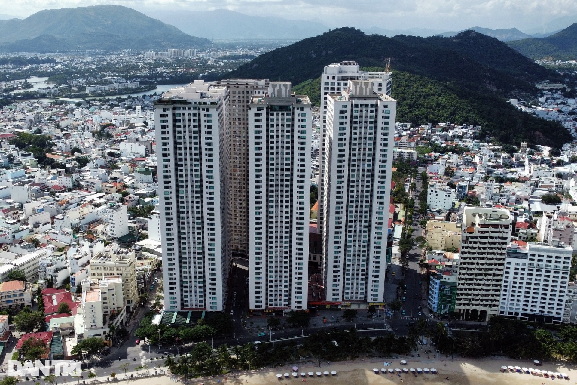 Hàng chục khách sạn ven biển Nha Trang tự ý nâng thêm tầng - 7 Hàng chục khách sạn ven biển Nha Trang tự ý nâng thêm tầng - 7