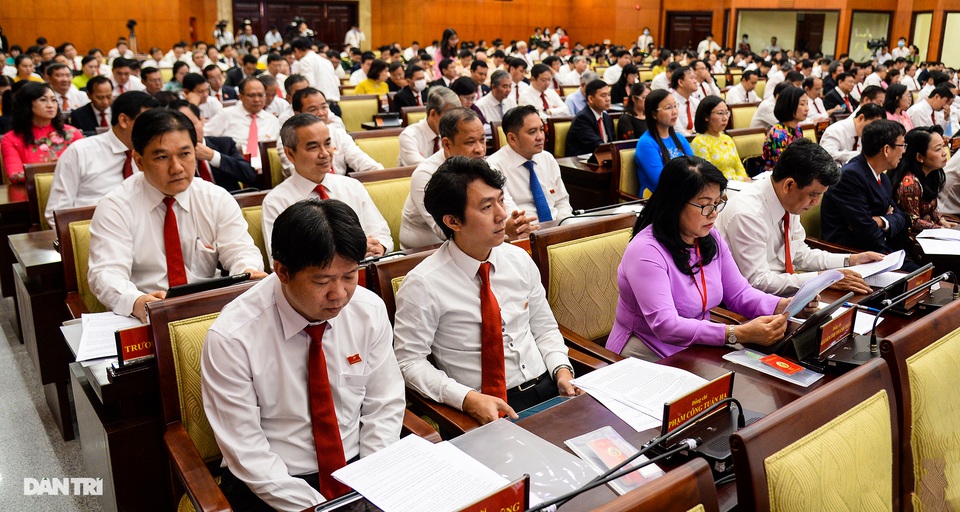 TPHCM giảm chỉ tiêu tăng trưởng kinh tế do Covid-19 - 3 TPHCM giảm chỉ tiêu tăng trưởng kinh tế do Covid-19 - 3