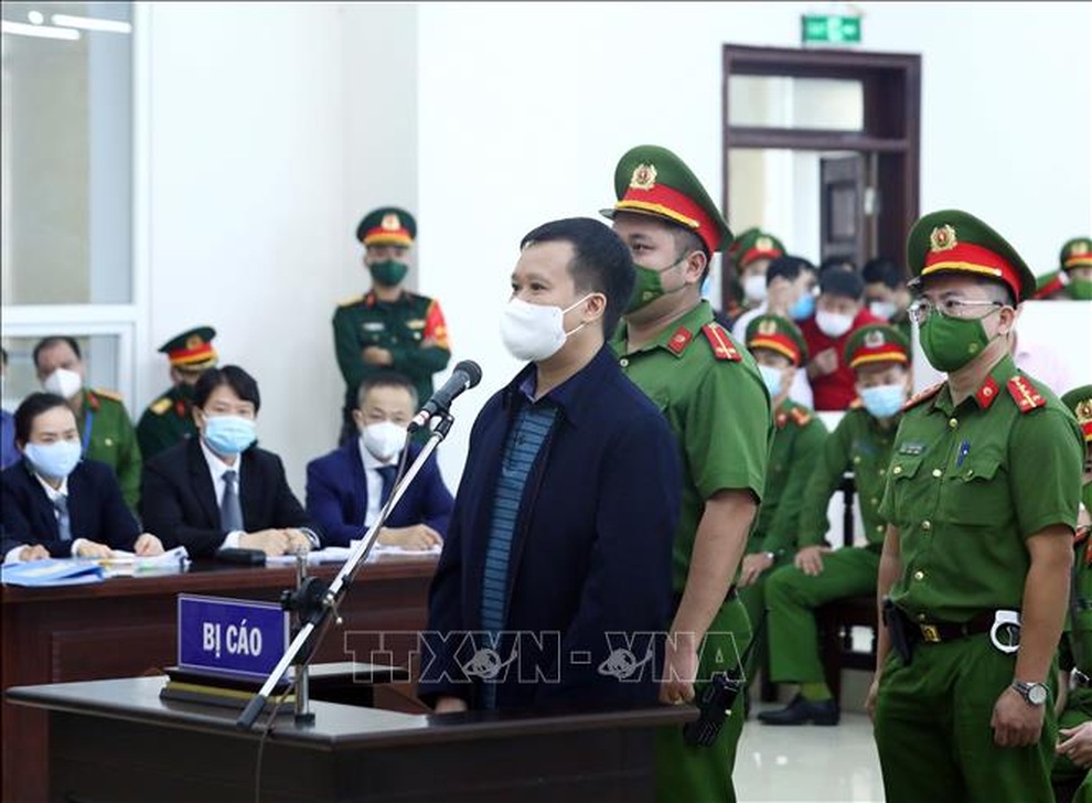 Tiết lộ sốc về sức khỏe cựu Phó Tổng Cục trưởng tình báo Nguyễn Duy Linh - 3 Tiết lộ sốc về sức khỏe cựu Phó Tổng Cục trưởng tình báo Nguyễn Duy Linh - 3