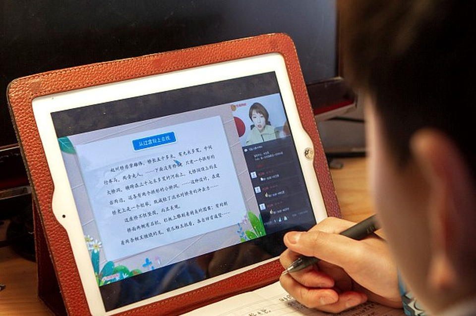 Trung Quốc: Các cơ sở dạy thêm tăng gánh nặng học tập cho học sinh - 1 Trung Quốc: Các cơ sở dạy thêm tăng gánh nặng học tập cho học sinh - 1