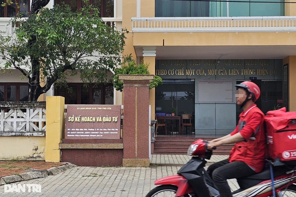 Giám đốc Sở Kế hoạch và Đầu tư tỉnh Phú Yên bị kỷ luật cảnh cáo - 1 Giám đốc Sở Kế hoạch và Đầu tư tỉnh Phú Yên bị kỷ luật cảnh cáo - 1