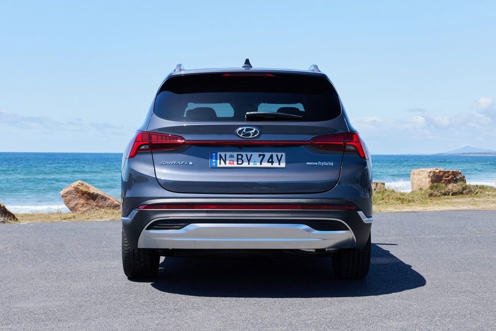 Hyundai Santa Fe bản Hybrid khỏe hơn bản máy xăng V6, sắp lắp tại Việt Nam - 5 Hyundai Santa Fe bản Hybrid khỏe hơn bản máy xăng V6, sắp lắp tại Việt Nam - 5