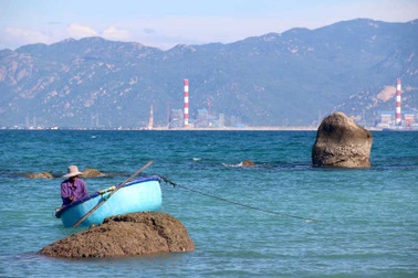 Thủ tướng trả lời việc nhận chìm bùn thải từ cảng than nhiệt điện