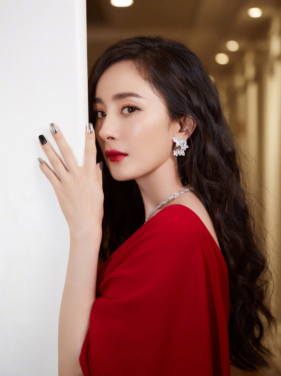 Dương Mịch lần đầu hé lộ việc phân chia tài sản ly hôn - 3 Dương Mịch lần đầu hé lộ việc phân chia tài sản ly hôn - 3