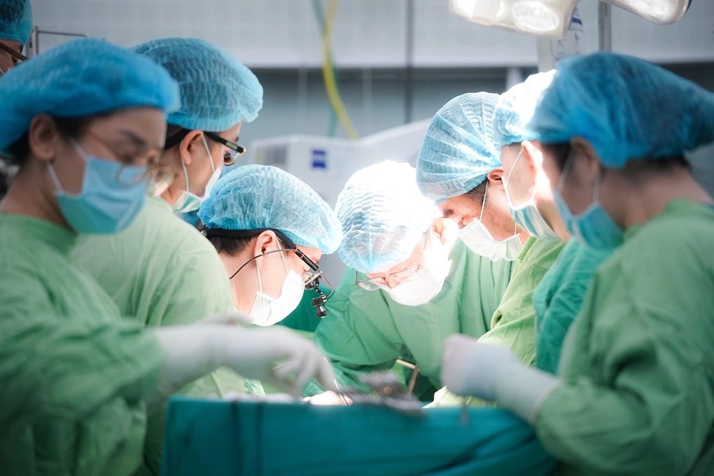 6 cuộc đời hồi sinh dịp lễ 30/4 nhờ món quà cao quý của người chết não - 2 6 cuộc đời hồi sinh dịp lễ 30/4 nhờ món quà cao quý của người chết não - 2