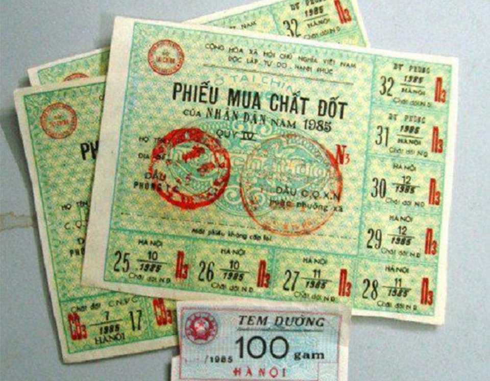 Hà Nội: Những chuyện củi lửa một thời gian khó - 5 Hà Nội: Những chuyện củi lửa một thời gian khó - 5