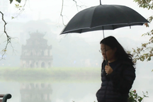 Miền Bắc nồm ẩm kéo dài, Nam Bộ nắng nóng đỉnh điểm