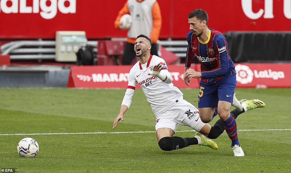 Messi tỏa sáng, Barcelona đánh bại Sevilla và soán ngôi Real Madrid - 1 Messi tỏa sáng, Barcelona đánh bại Sevilla và soán ngôi Real Madrid - 1