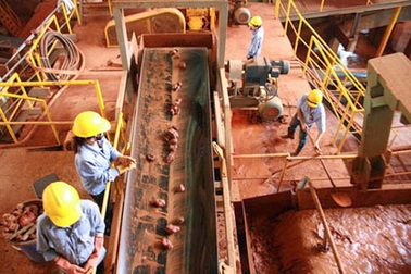 Vinacomin "rạch ròi" chuyện đấu thầu dự án bauxite Tây Nguyên