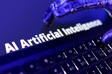 10 ngày đảo chiều cuộc đua nghìn tỷ USD của các ông lớn AI Mỹ
