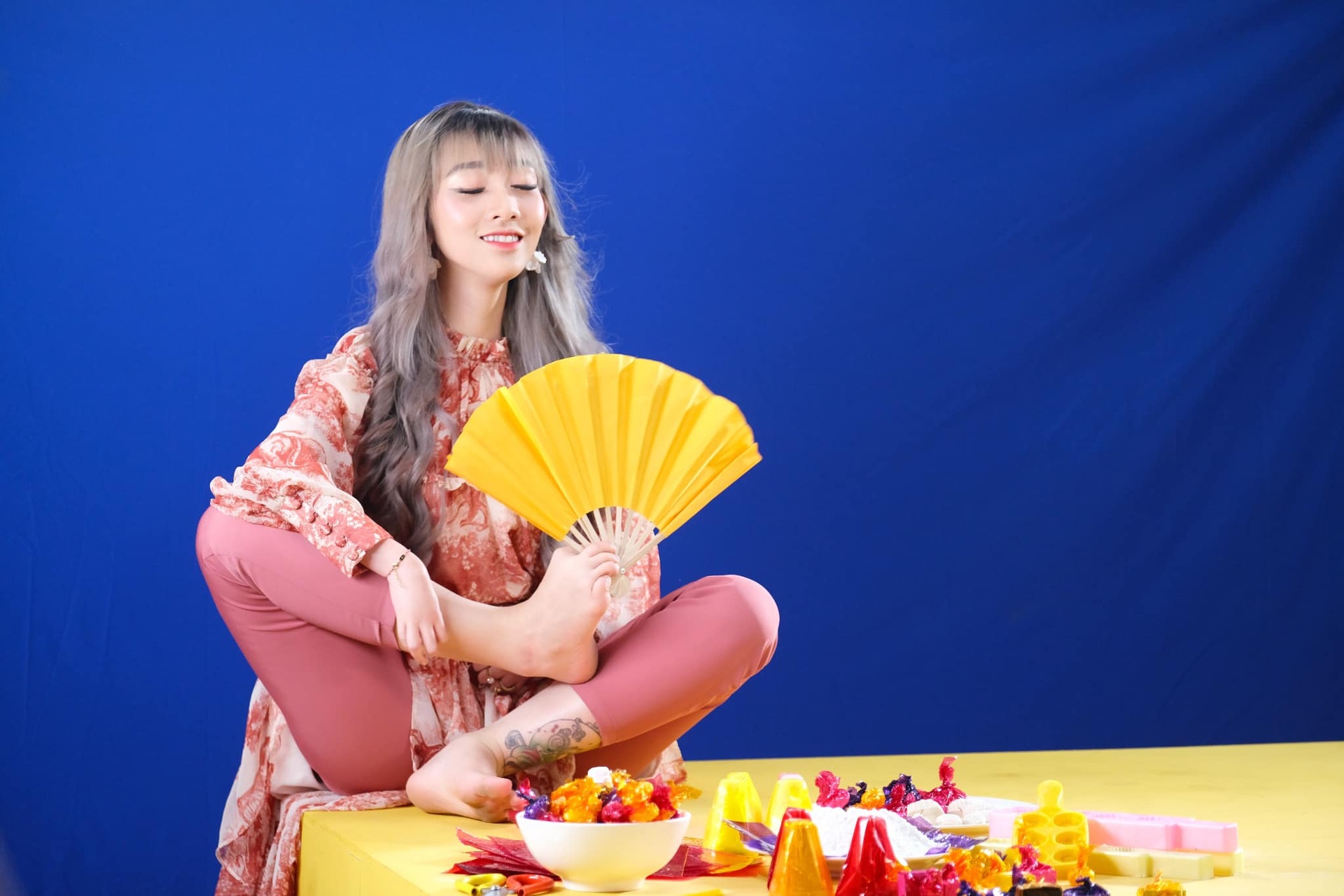 Cô thợ trang điểm... bằng chân, làm mẹ đơn thân hút chàng trai từ Nhật - 4 Cô thợ trang điểm... bằng chân, làm mẹ đơn thân hút chàng trai từ Nhật - 4