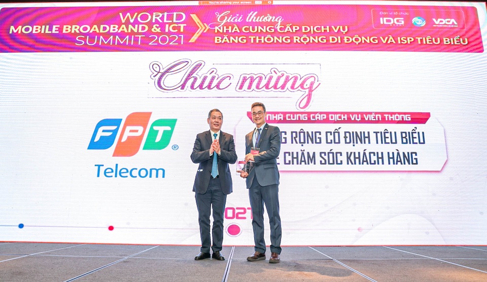 FPT Telecom được Khách hàng bình chọn dịch vụ chăm sóc tốt nhất nhiều năm liền - 1 FPT Telecom được Khách hàng bình chọn dịch vụ chăm sóc tốt nhất nhiều năm liền - 1