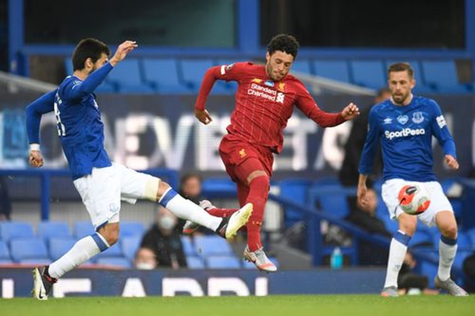 Everton 0-0 Liverpool: Một điểm may mắn của The Kop - 2 Everton 0-0 Liverpool: Một điểm may mắn của The Kop - 2