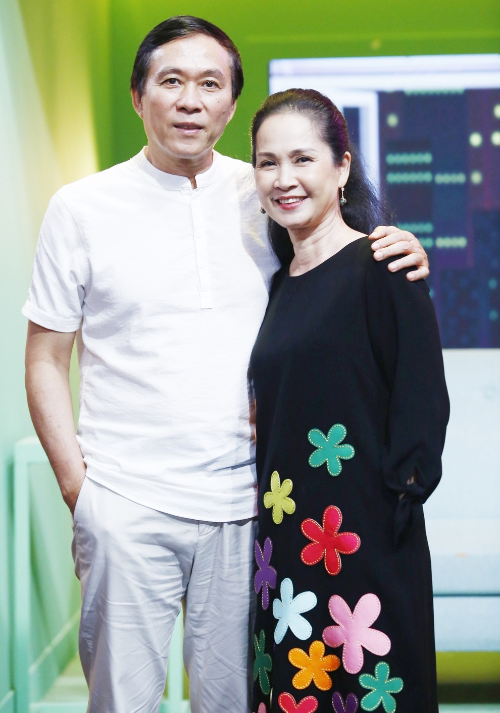 NSND Lan Hương: Chồng tôi sợ nhất về nhà vợ không nói gì - 1 NSND Lan Hương: Chồng tôi sợ nhất về nhà vợ không nói gì - 1