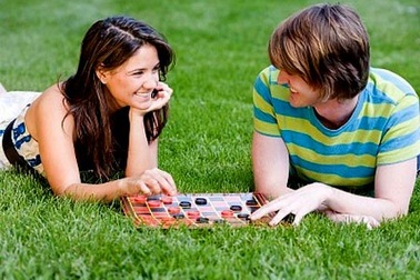 Nhận lời yêu chỉ để…bớt cô đơn?