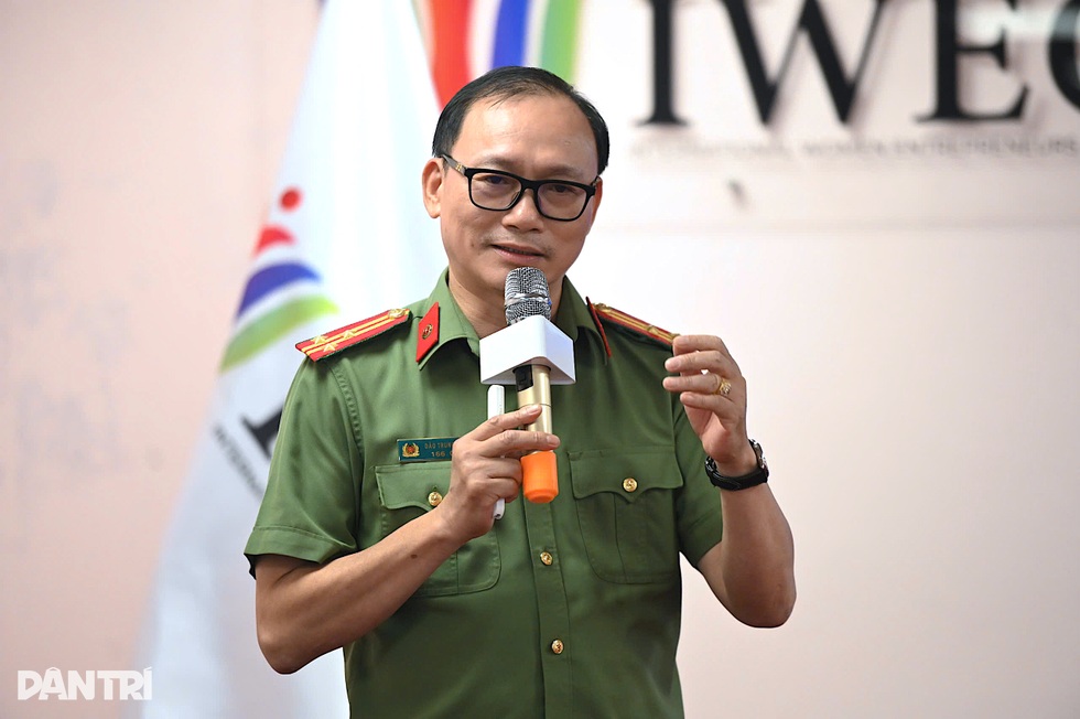 Khi trẻ em thành vật trung gian chịu trận và sự lệch lạc trong tâm lý - 2 Khi trẻ em thành vật trung gian chịu trận và sự lệch lạc trong tâm lý - 2