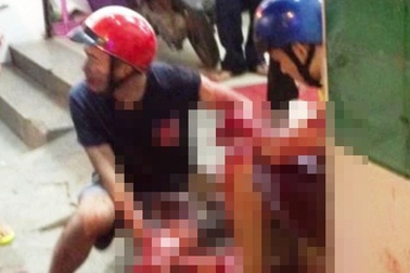 Bị truy đuổi, 2 tên cướp đâm nhiều người trọng thương