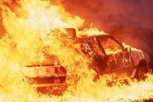 Xe ngoại giao Thổ Nhĩ Kỳ bị đốt cháy ở Hy Lạp