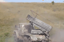 Siêu pháo "cơn lốc lửa" Nga phục kích, bắn nổ cứ điểm Ukraine