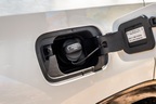 Vì sao đóng kín nắp bình xăng, hơi nước vẫn xâm nhập gây tách lớp xăng E10?