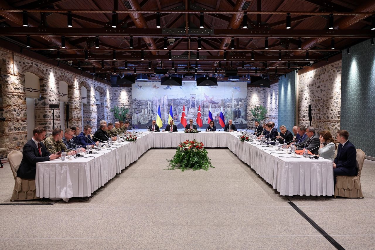 Nước đi mới của ông Trump trong ván cờ Ukraine cân não với ông Putin - 4 Nước đi mới của ông Trump trong ván cờ Ukraine cân não với ông Putin - 4
