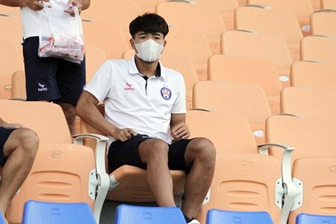 Đức Chinh trở lại sau 1 tháng điều trị bệnh nguy hiểm