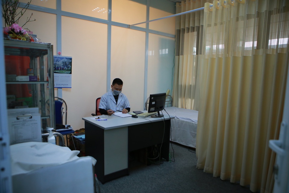 Hâm nóng toa tàu, phát tặng khẩu trang để phòng tránh virus corona - 9 Hâm nóng toa tàu, phát tặng khẩu trang để phòng tránh virus corona - 9