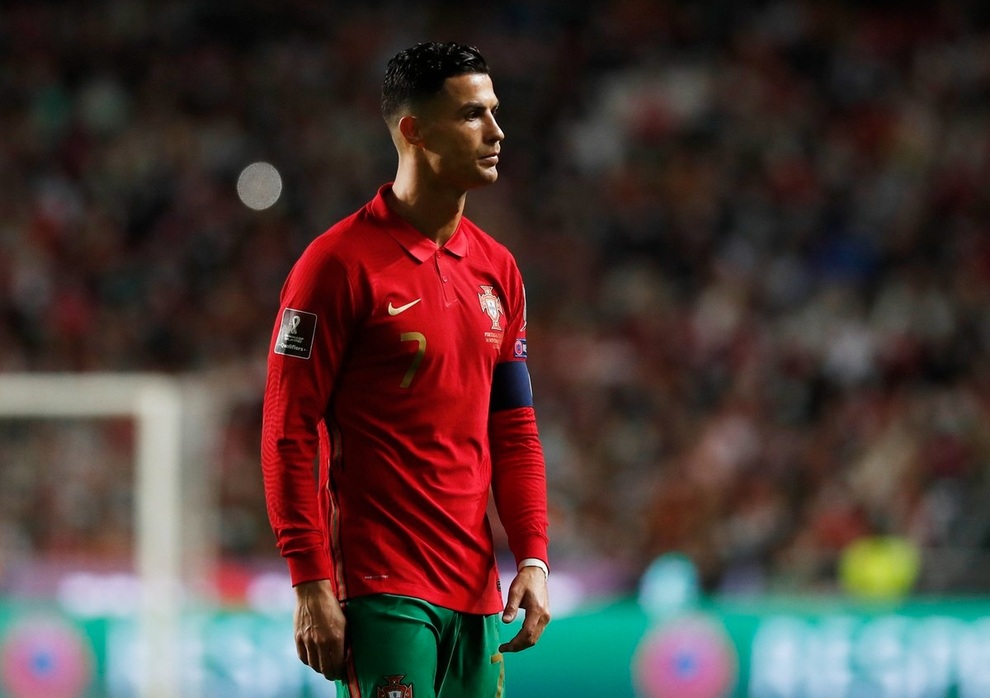 C.Ronaldo bị chỉ trích dữ dội sau khi Bồ Đào Nha thua sốc - 1 C.Ronaldo bị chỉ trích dữ dội sau khi Bồ Đào Nha thua sốc - 1