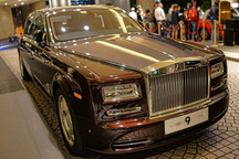 Ở nơi dân nhà giàu chi tiền khủng săn biển số xe độc lạ đắt ngang siêu xe