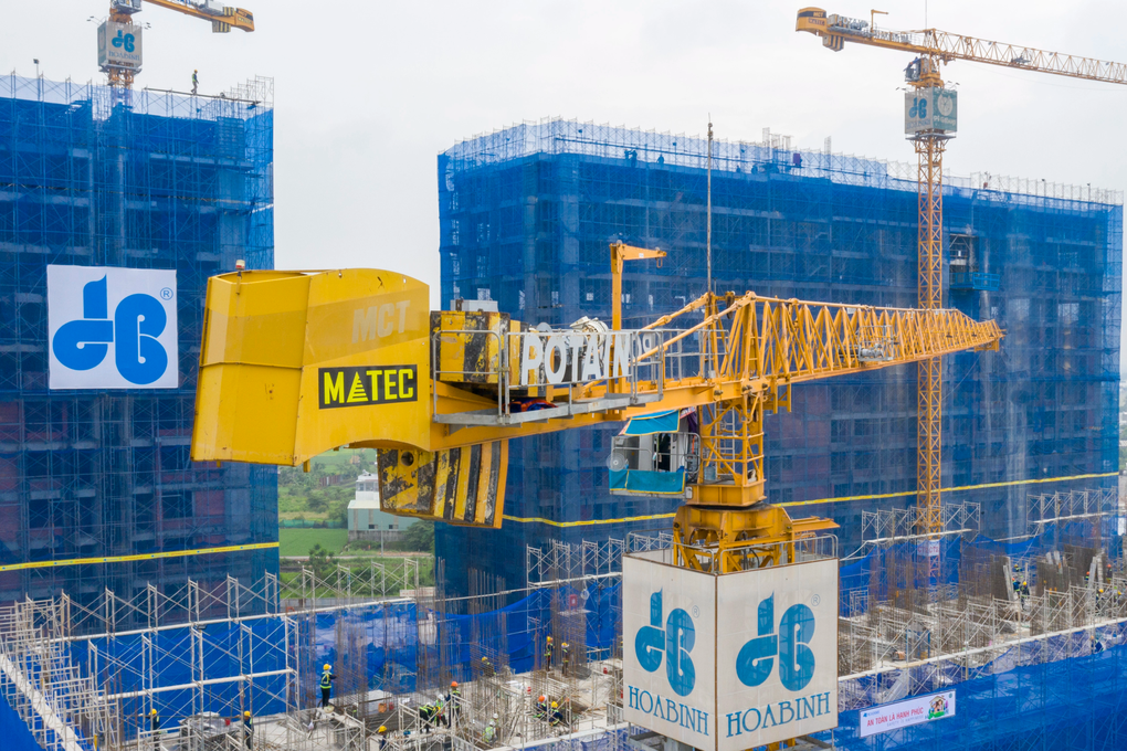Tập đoàn Xây dựng Hòa Bình lỗ thêm 333 tỷ đồng sau kiểm toán - 1 Tập đoàn Xây dựng Hòa Bình lỗ thêm 333 tỷ đồng sau kiểm toán - 1