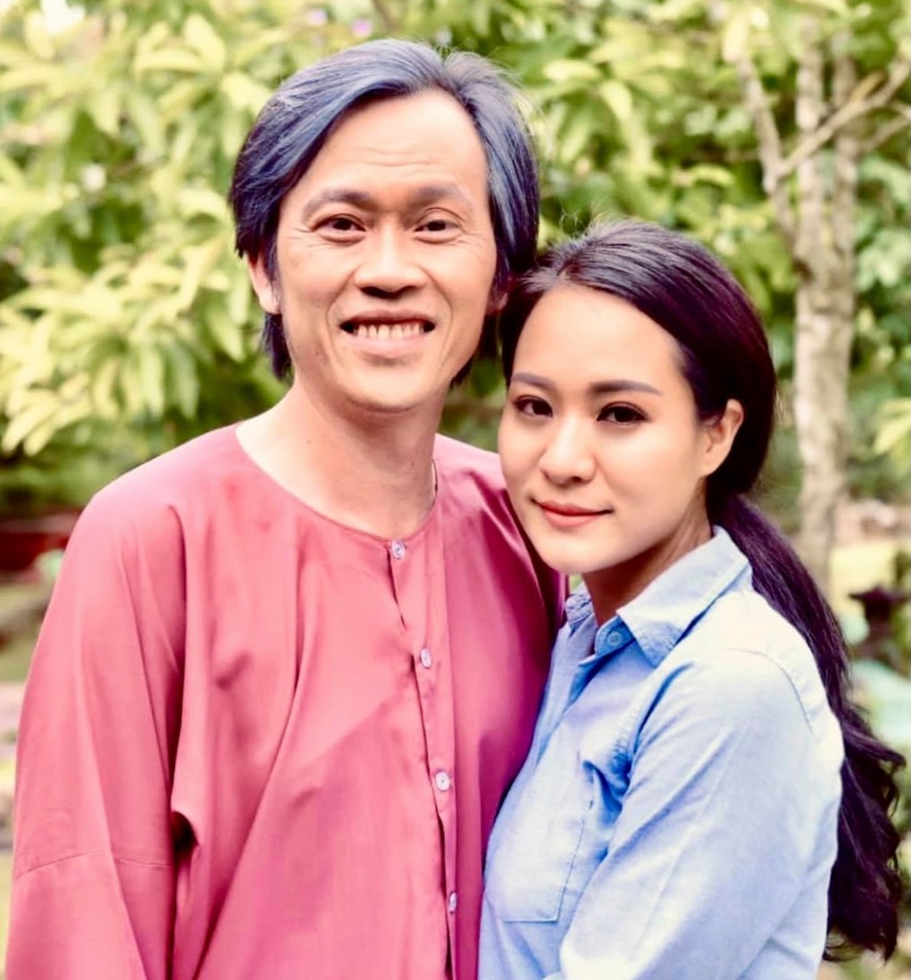 Hoài Linh động viên, giúp con gái nuôi vực dậy trước nguy cơ mất giọng - 2 Hoài Linh động viên, giúp con gái nuôi vực dậy trước nguy cơ mất giọng - 2