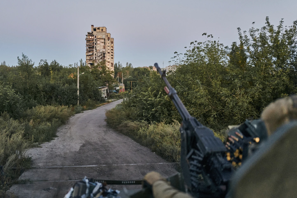 Nga tìm cách vây ép thành trì Avdiivka của Ukraine từ mọi hướng - 1 Nga tìm cách vây ép thành trì Avdiivka của Ukraine từ mọi hướng - 1