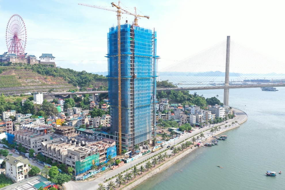 Du lịch và dịch vụ Quảng Ninh sẵn sàng đón chờ thí điểm hộ chiếu vắc xin - 1 Du lịch và dịch vụ Quảng Ninh sẵn sàng đón chờ thí điểm hộ chiếu vắc xin - 1