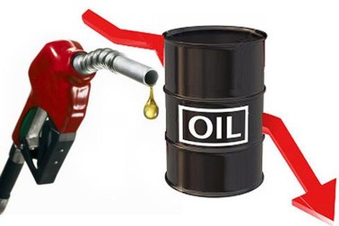 Giá dầu thô giảm mạnh, Việt Nam trở lại trạng thái nhập siêu