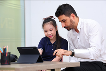 Nhiều phụ huynh cho con học trường quốc tế ngay từ bậc tiểu học