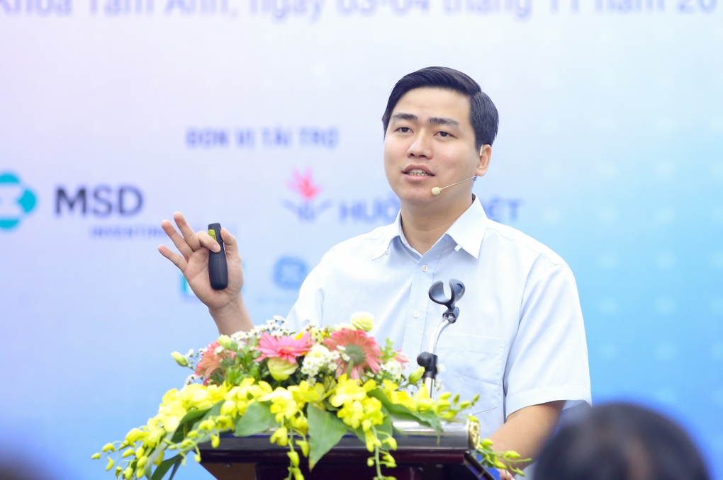 Nhịn yêu lâu ngày, cô gái trẻ đau đớn khi nhập cuộc trở lại - 2 Nhịn yêu lâu ngày, cô gái trẻ đau đớn khi nhập cuộc trở lại - 2