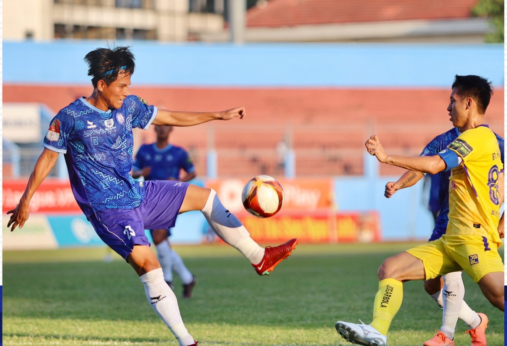 Tuấn Hải ghi bàn, CLB Hà Nội tiếp tục nuôi hy vọng vô địch V-League 2023 - 2 Tuấn Hải ghi bàn, CLB Hà Nội tiếp tục nuôi hy vọng vô địch V-League 2023 - 2