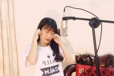 Clip hát tiếng Anh "đốn triệu con tim" của nữ sinh lớp 10