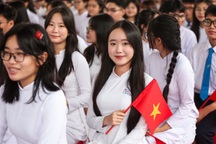 Không khí rộn ràng, hân hoan trong ngày khai giảng trên toàn quốc