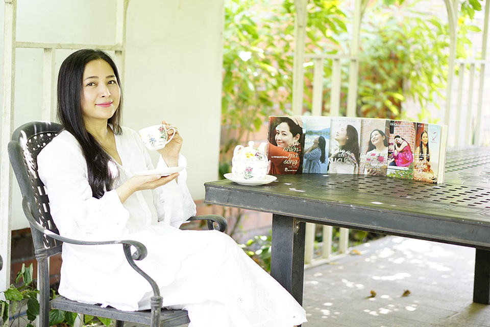 MC Quỳnh Hương: “Ông xã là “hoa tiêu” của đời mình” - 8 MC Quỳnh Hương: “Ông xã là “hoa tiêu” của đời mình” - 8