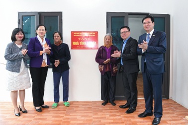 FE CREDIT lan tỏa yêu thương, sẻ chia Tết ấm với hoàn cảnh khó khăn