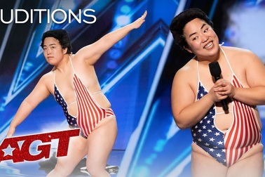 Màn nhảy múa hài hước “không tưởng”