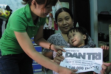 Bé 4 tuổi “xương thủy tinh” đón nhận thêm nhiều nguồn động viên