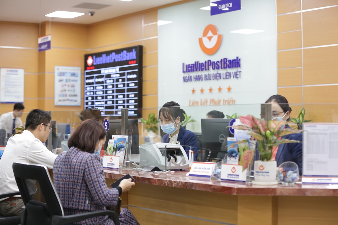 LienVietPostBank chào bán thêm hơn 240 tỷ đồng trái phiếu - 1 LienVietPostBank chào bán thêm hơn 240 tỷ đồng trái phiếu - 1