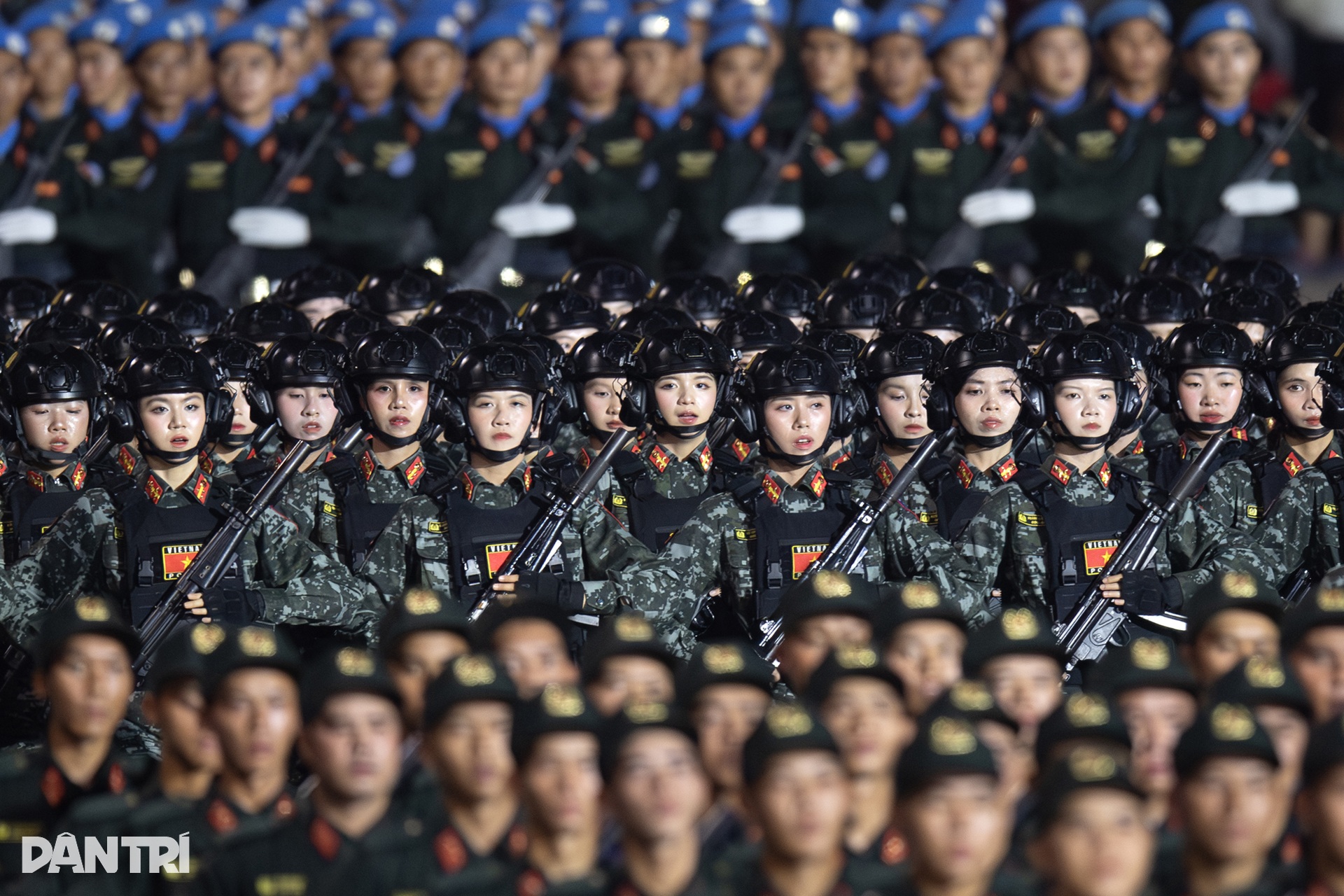 Hùng tráng buổi sơ duyệt cấp Nhà nước lễ diễu binh, diễu hành A80 - 8 Hùng tráng buổi sơ duyệt cấp Nhà nước lễ diễu binh, diễu hành A80 - 8